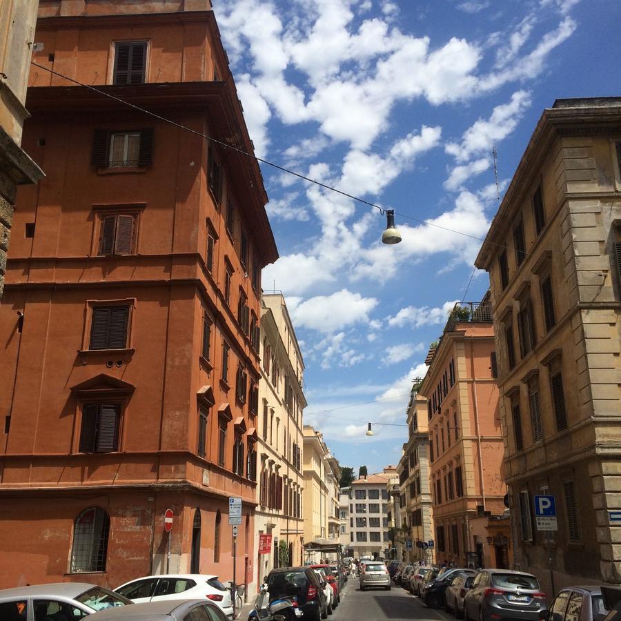 Alloggio Turistico Al Colosseo Bed & Breakfast Roma Exterior foto